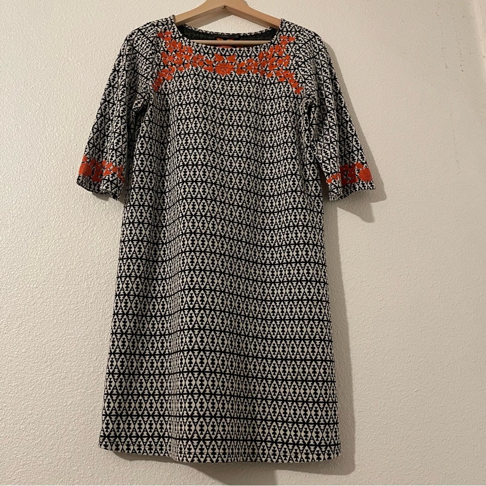 THML Black & White Dress Geometric 3/4 Sleeve with Orange Embroidery Size Medium